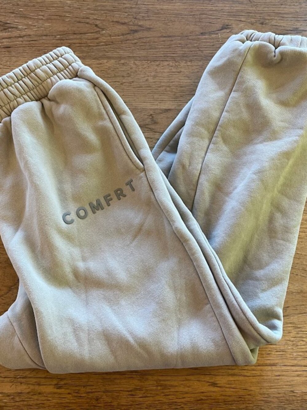 Comfrt Smokey Beige SMALL Tranquil Elastic Waist Side Pocket Sweatpants
